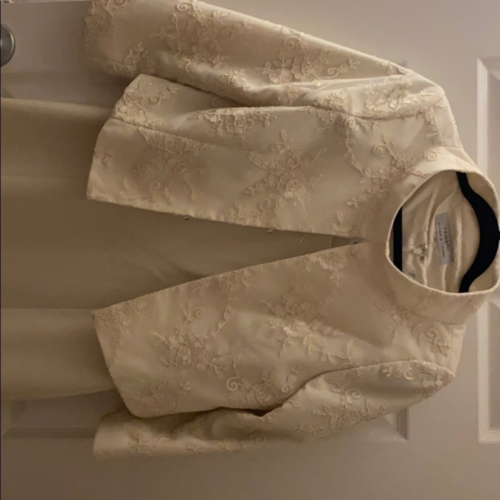 Tahari dress and coat size 6 (NEVER WORN)